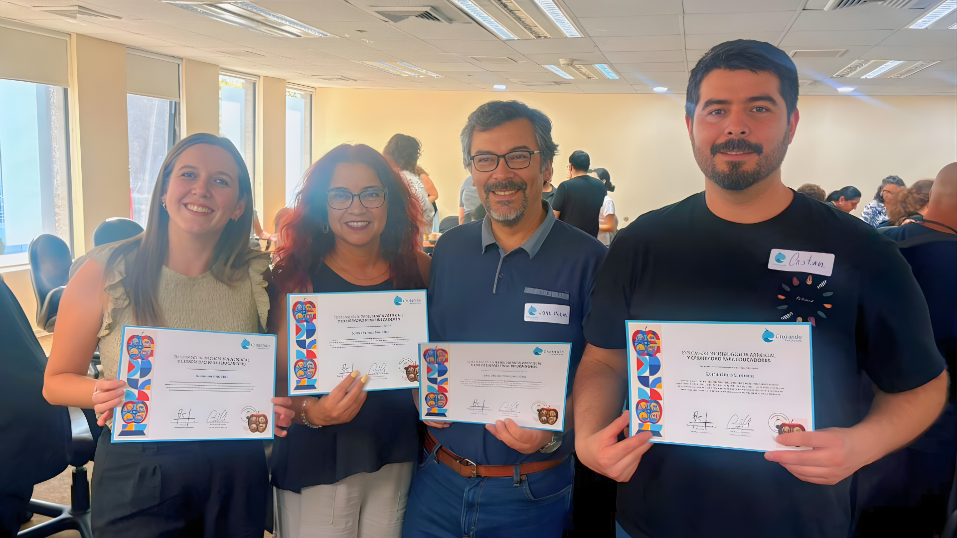 Equipo docente de nuestro colegio participa en Diplomado en Inteligencia Artificial y Creatividad para Educadores