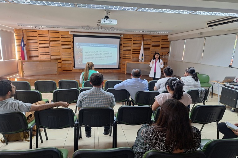 Colegio Mayor Peñalolén ya inició las inducciones de Aula Invertida para sus nuevos docentes