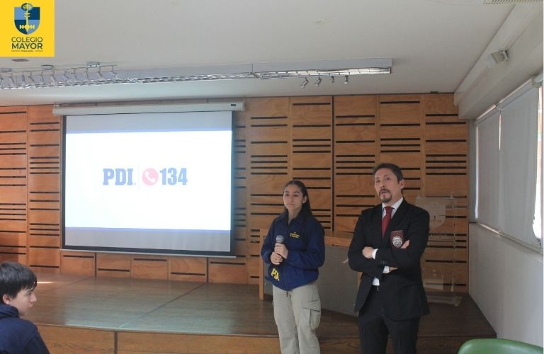 Charla de la PDI: estudiantes de I Medio conocieron los alcances de la Ley de Responsabilidad Penal Adolescente