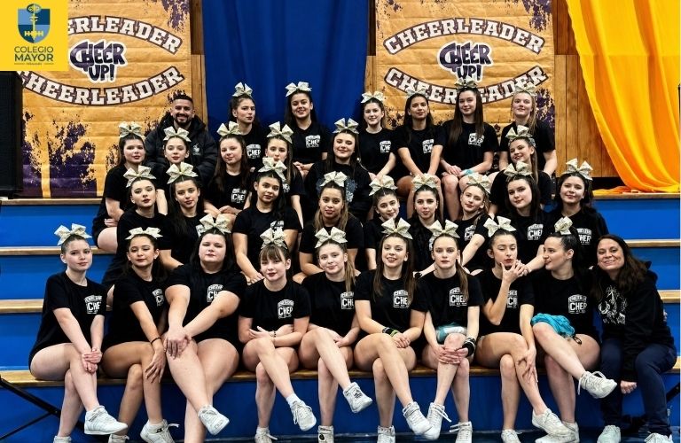 Colegio Mayor Peñalolén recibió a 37 equipos de cheerleading en la Copa Mayor