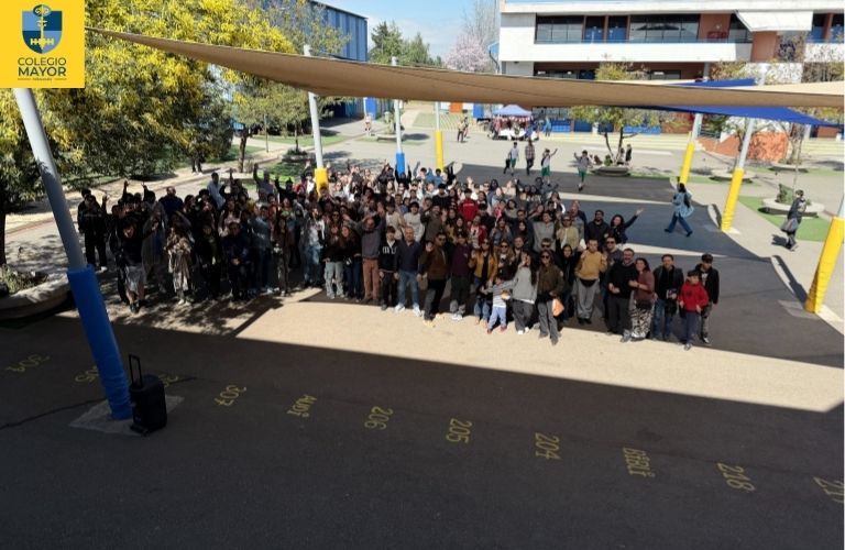 Construyendo el camino: estudiantes y familias de II° Medio se preparan para el proceso de electividad